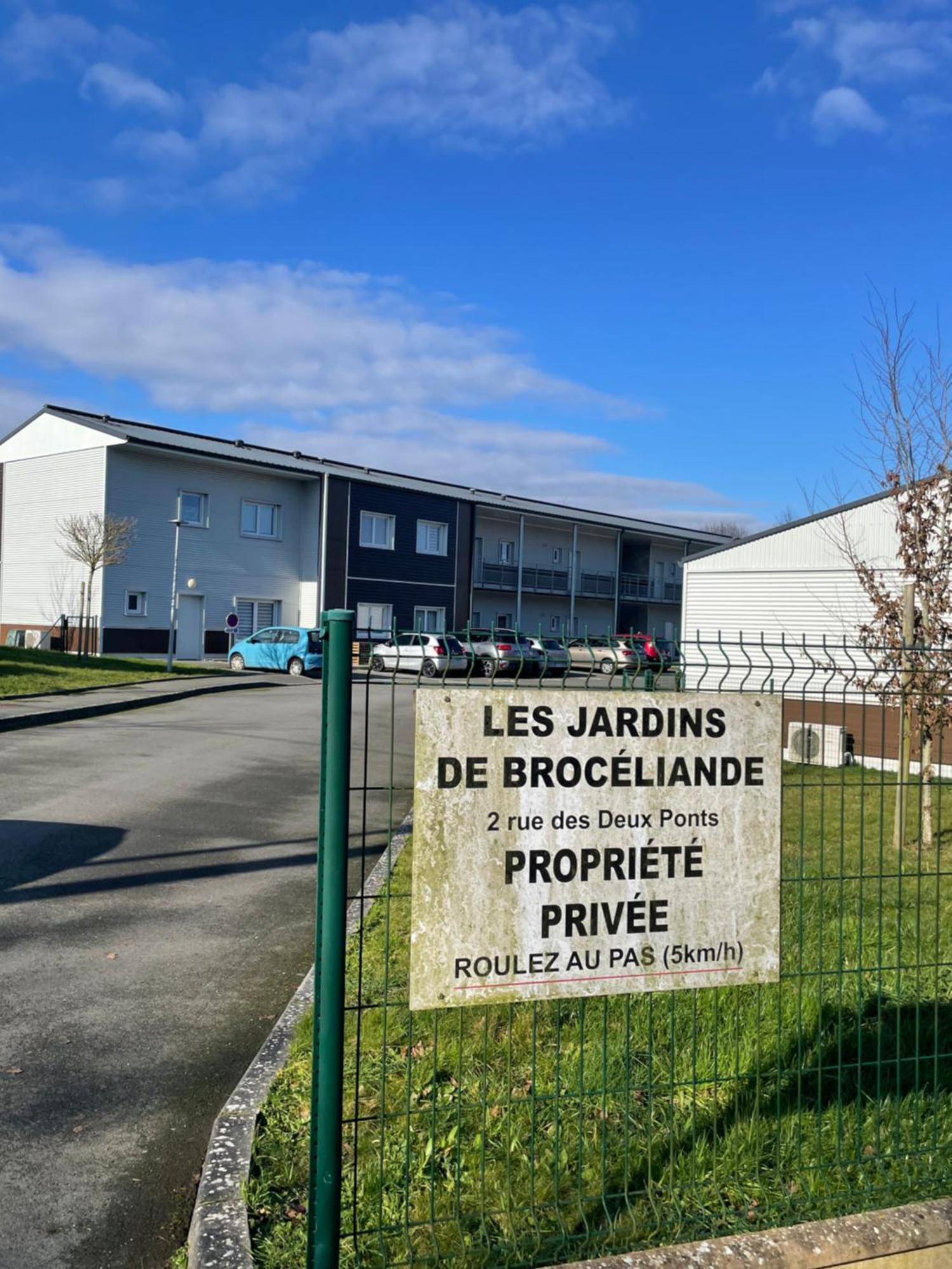 普罗尔梅尔Le Jardin De Broceliande公寓 外观 照片